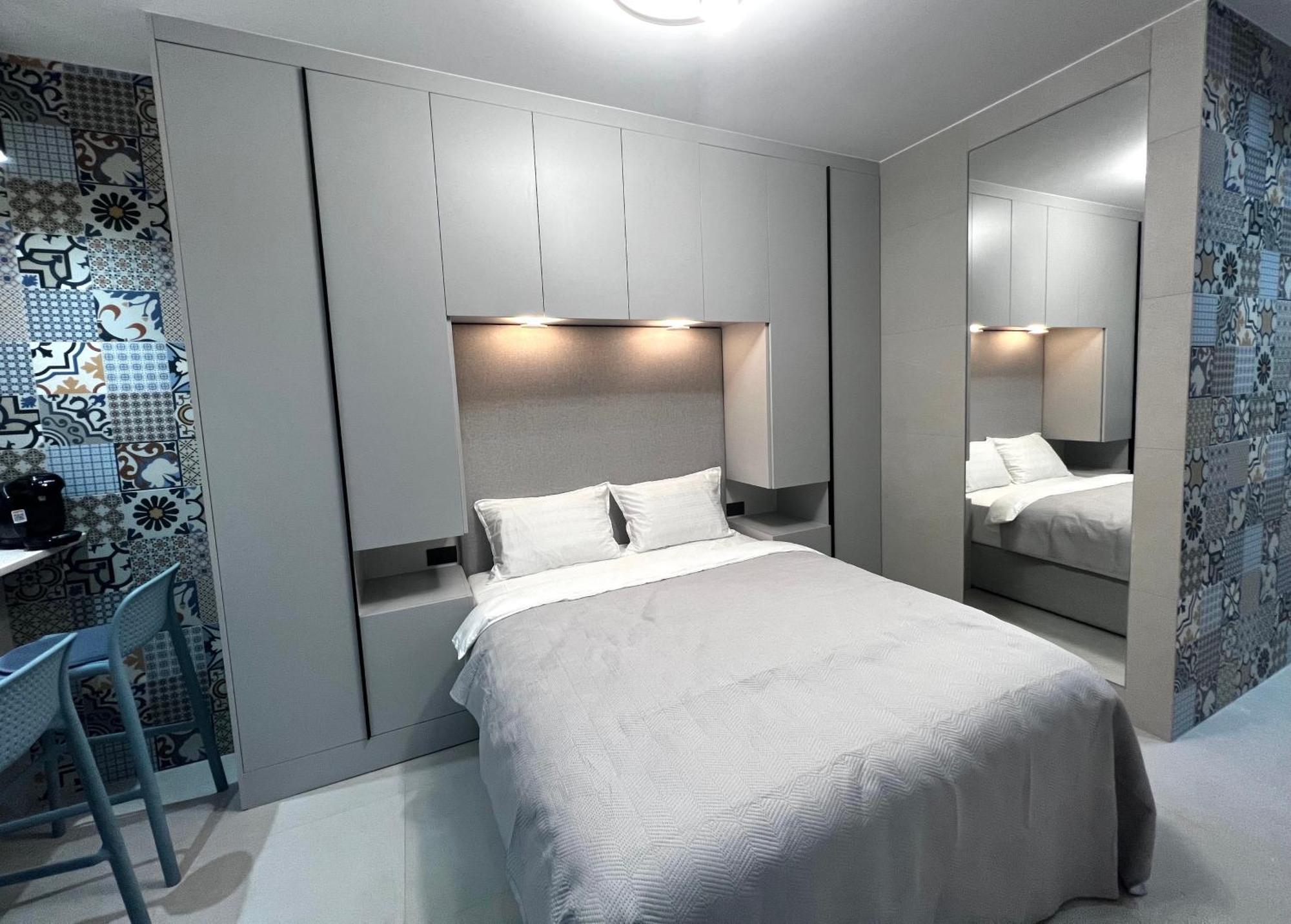 Golden Beach Suites Саранда Экстерьер фото